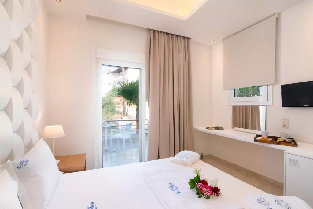 blue-view-thassos-deluxe-double-side-view-04