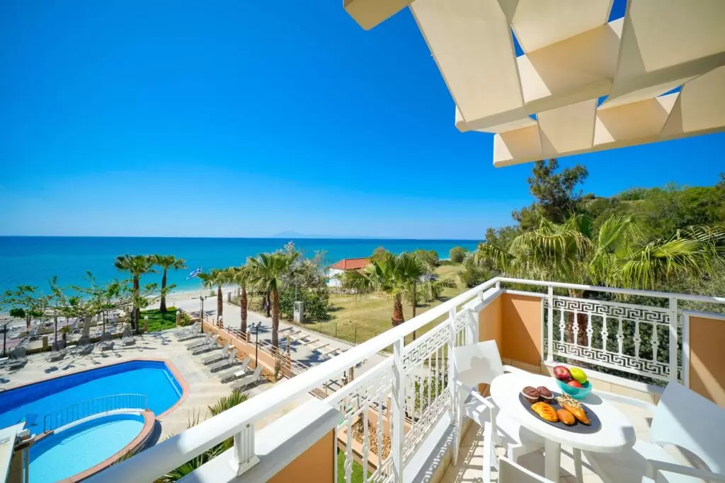 blue-view-thassos-triple-room-06
